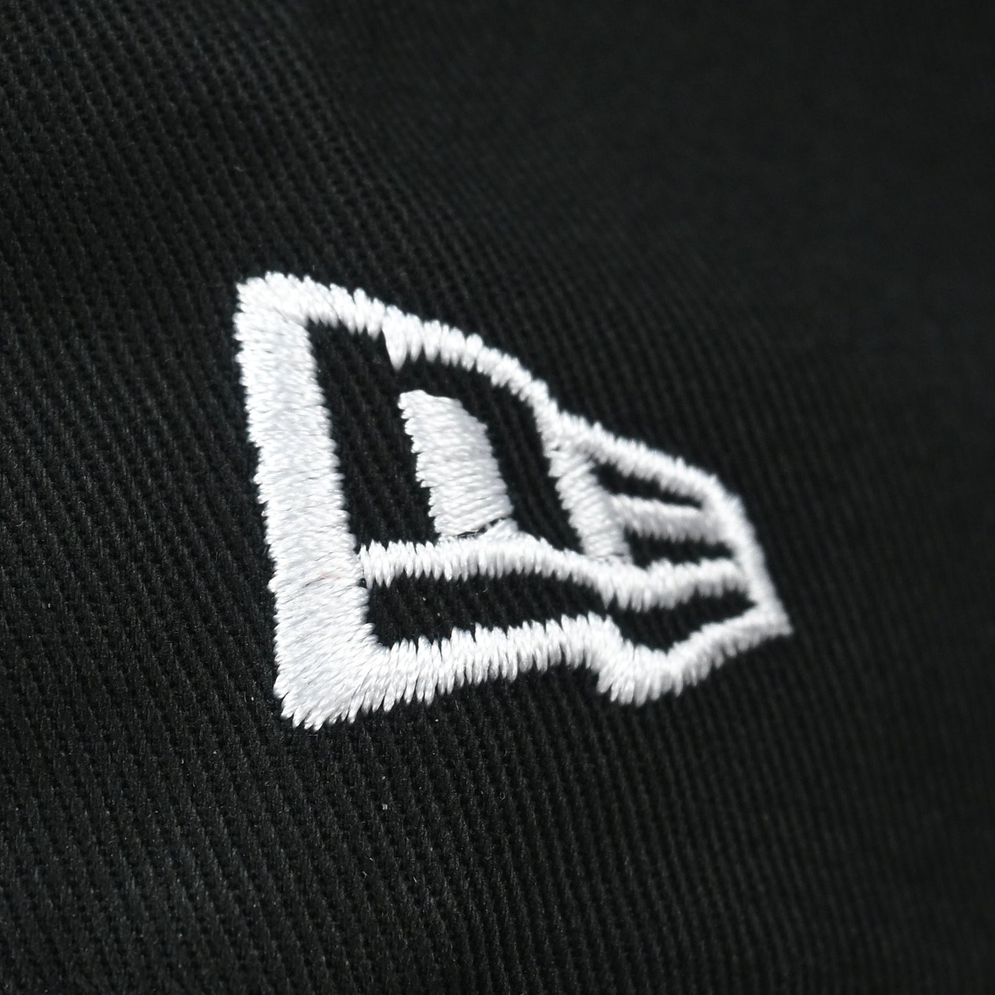 Adults AFCB X New Era 9FORTY USA Flag Cap - Black