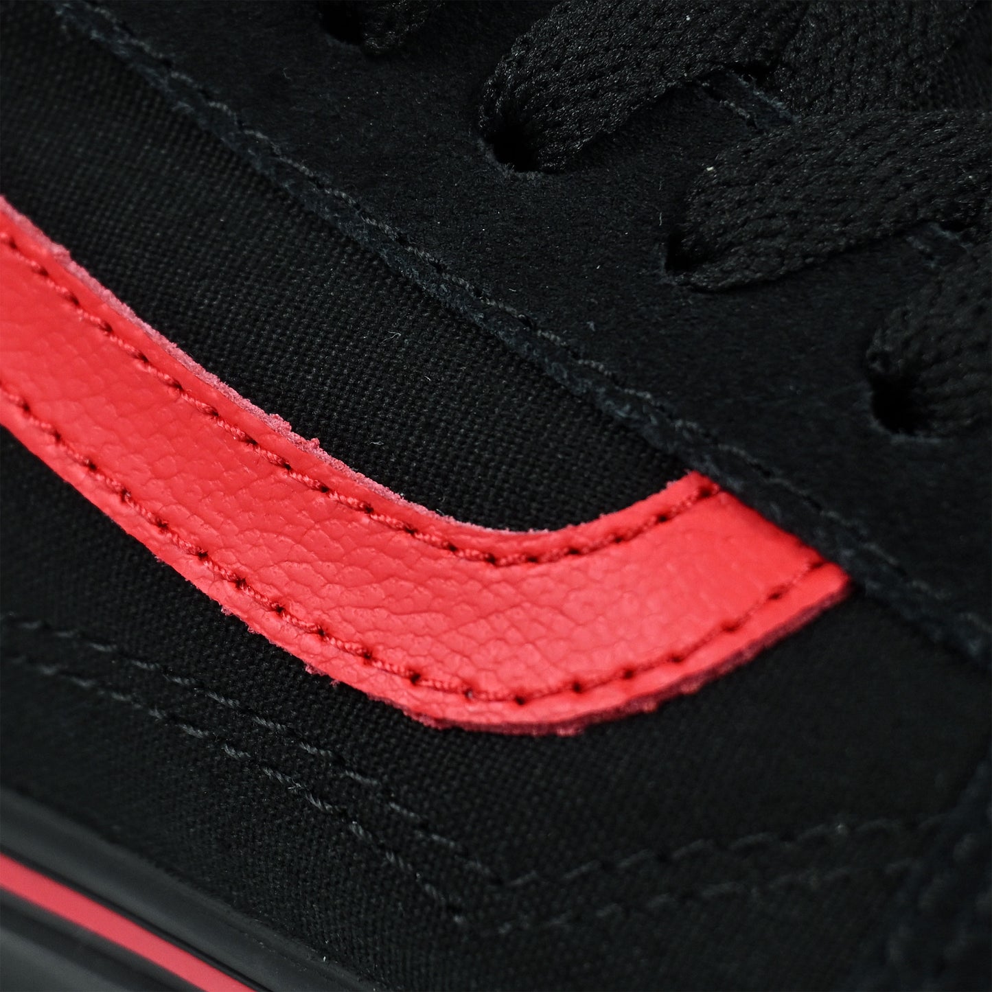 VANS x AFCB Old Skool Trainers - Black / Red