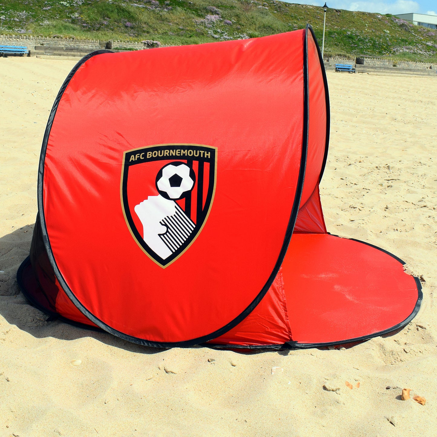 Pop Up Beach Shelter / Windbreaker
