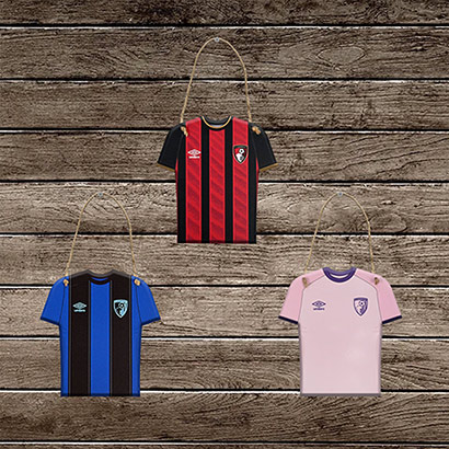 25/26 Home Shirt Metal Hanger