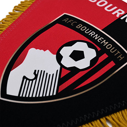 Triangular Crest Pennant